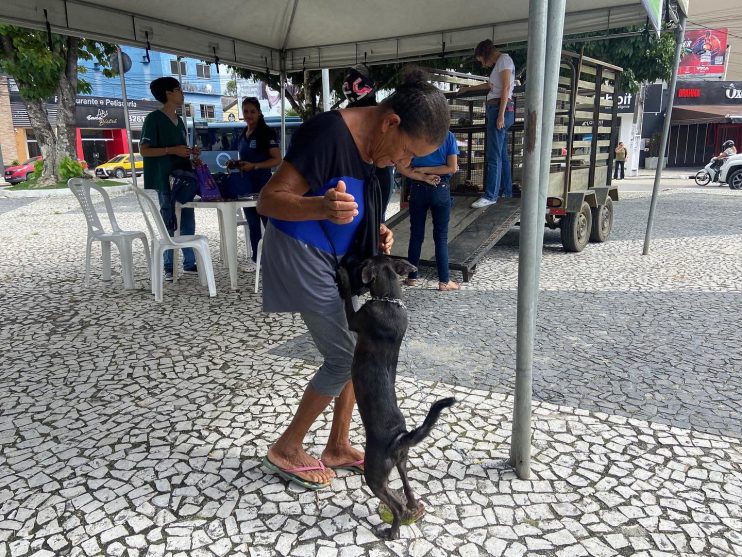 dac08745-fba0-4963-a5e7-0dd6b214cb3f Iniciativa da Prefeitura de Eunápolis garante novo lar para 23 cães e gatos 11