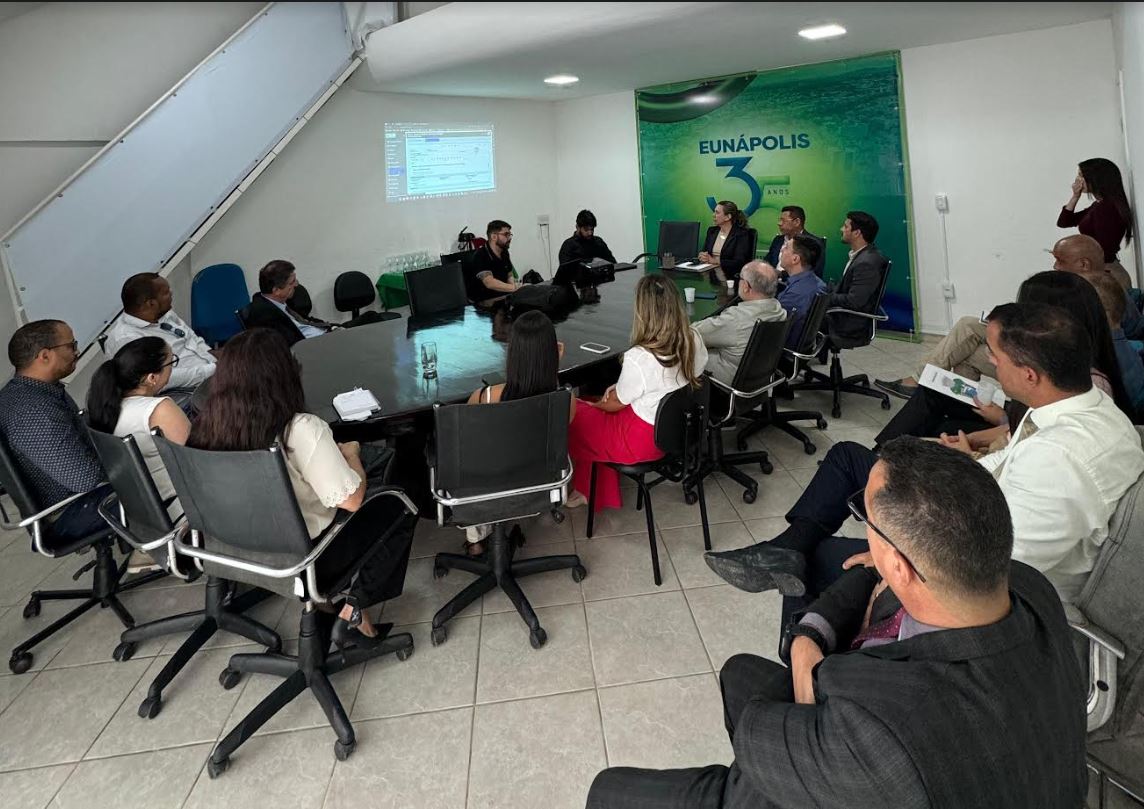 Eficiência e Organização: Prefeitura introduz nova ferramenta aos Procuradores Municipais de Eunápolis 5