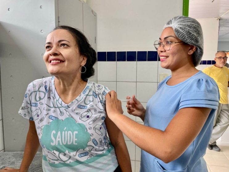 Vacinação contra Gripe é sucesso em Eunápolis com alta adesão do público-alvo 10