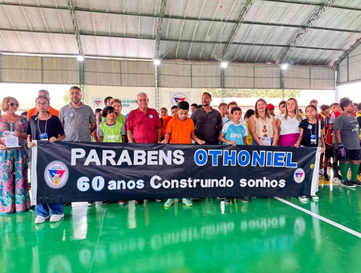Mês de celebrações pelo aniversário de Itagimirim é aberto com reinauguração de quadra poliesportiva 9