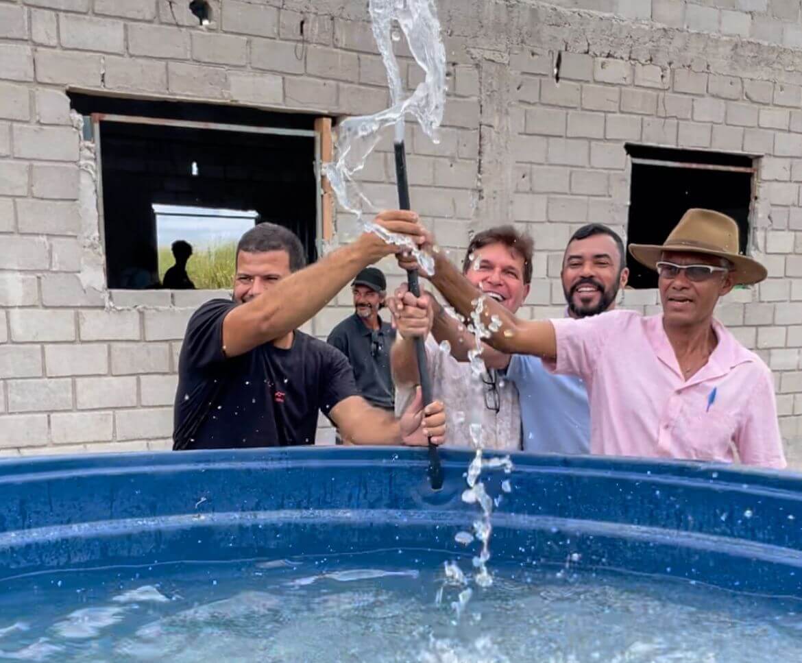 Prefeitura de Eunápolis e vereador Gildair realizam o sonho da comunidade 2 de Julho com a entrega de poço artesiano 9