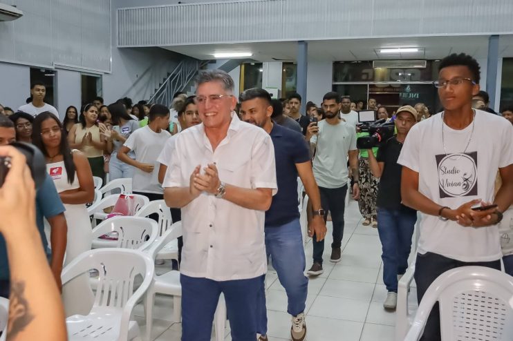 Famílias do Baianão comemoram sucesso de projetos de qualificação profissional 23