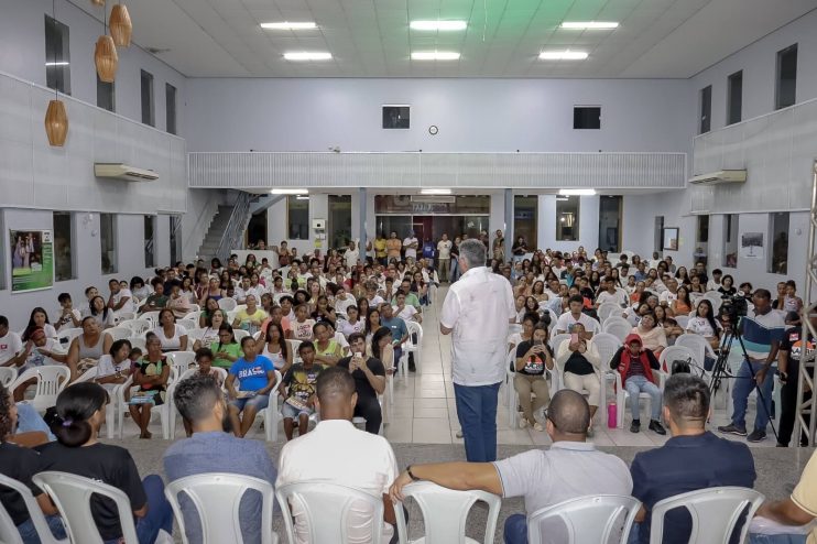 Famílias do Baianão comemoram sucesso de projetos de qualificação profissional 9
