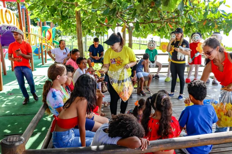 Maio Laranja: evento alusivo ao combate do abuso sexual de crianças e adolescentes foi promovido na Rotatória 2 15
