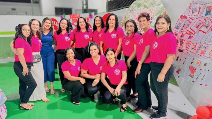 Centenas de pessoas participam da homenagem ao Dia das Mães realizada pela Prefeitura de Itagimirim 20