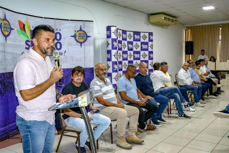 Prefeitura de Porto Seguro entrega tablets para Agentes Comunitários de Saúde 21