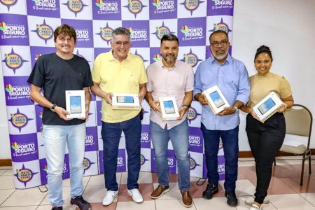 Prefeitura de Porto Seguro entrega tablets para Agentes Comunitários de Saúde 5