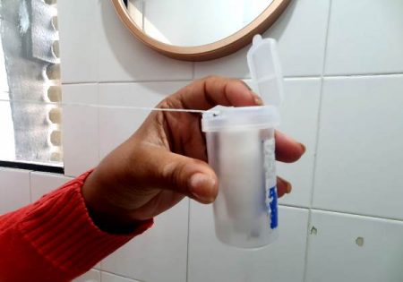Projeto obriga shoppings e restaurantes de Salvador a oferecer fio dental grátis em banheiros 101