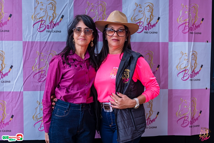 _DSC0523 Centenas de amazonas abrilhantaram as ruas de Frei Gaspar, durante a 4ª Cavalgada do Batom 235