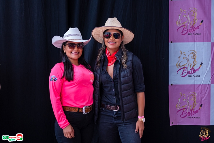 _DSC0702 Centenas de amazonas abrilhantaram as ruas de Frei Gaspar, durante a 4ª Cavalgada do Batom 711