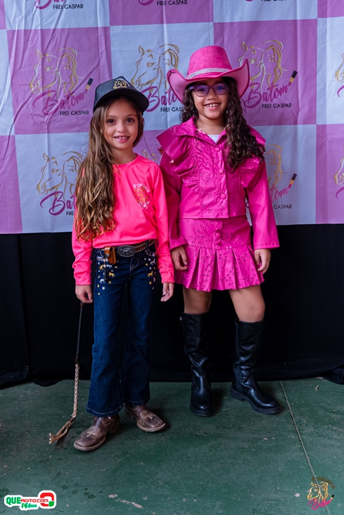 _DSC0831 Centenas de amazonas abrilhantaram as ruas de Frei Gaspar, durante a 4ª Cavalgada do Batom 824