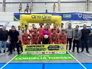 Prefeita Cordélia apoia Campeonato Evangélico de Futsal na Estação Cidadania 2