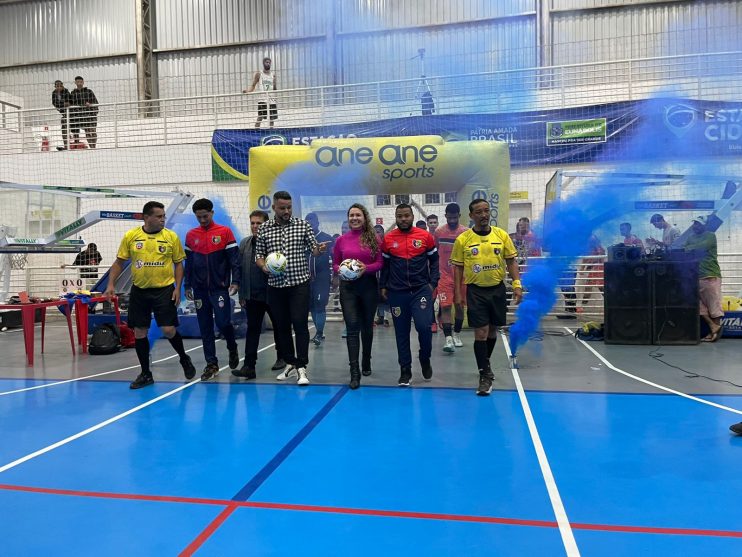 Prefeita Cordélia apoia Campeonato Evangélico de Futsal na Estação Cidadania 14