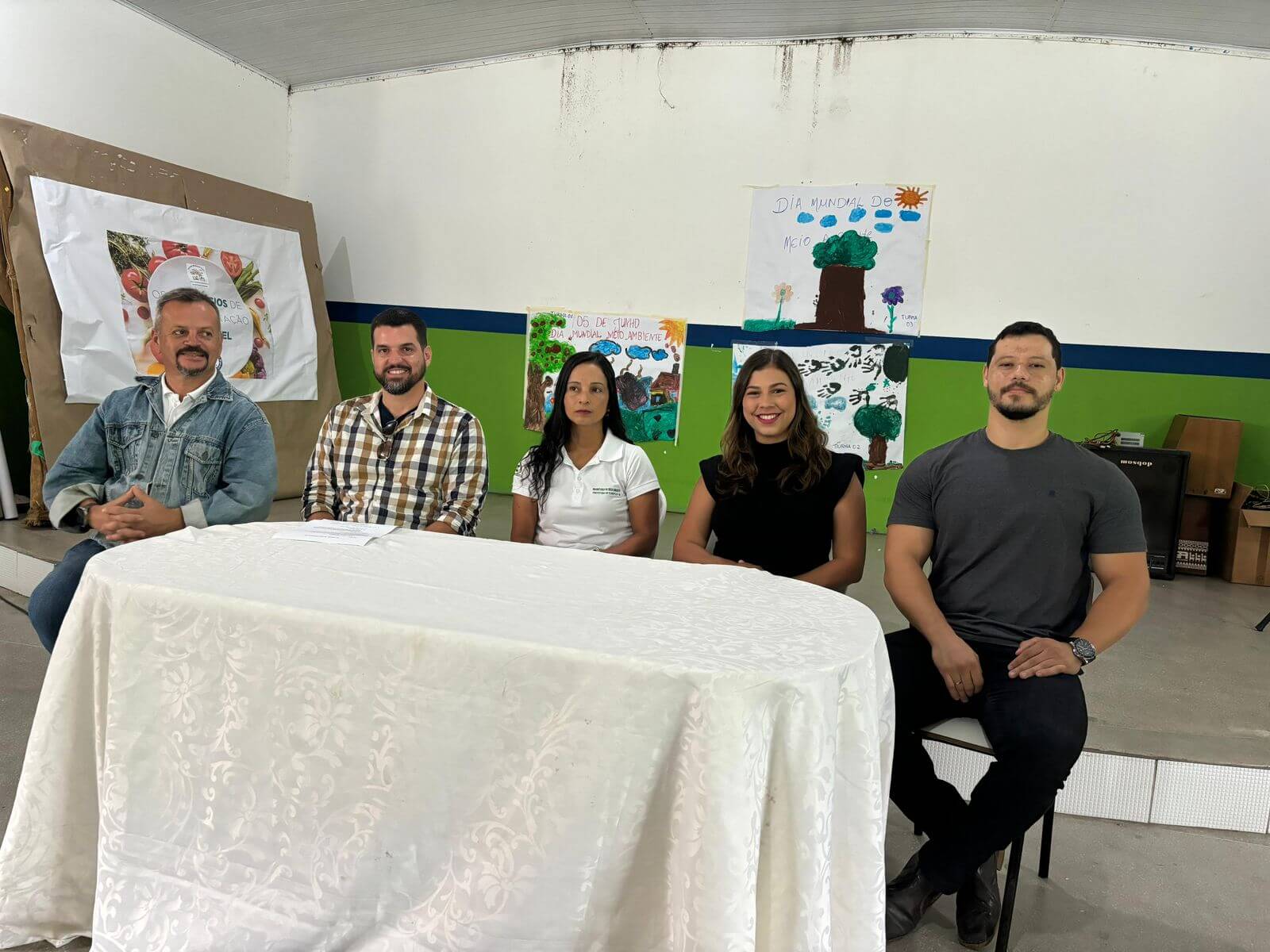 Prefeitura de Eunápolis realiza ação para celebrar o Dia Mundial do Meio Ambiente na escola Nilza Barbosa 7