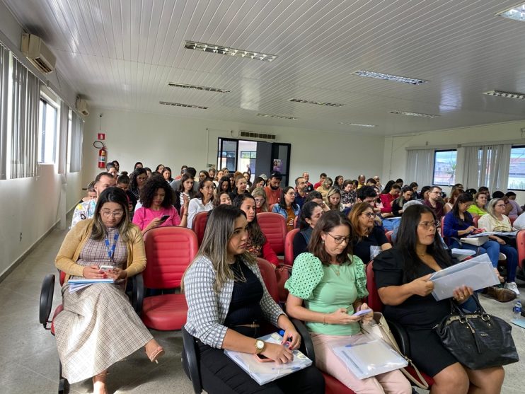 WhatsApp Image 2024-06-07 at 13.59.45 Prefeitura de Eunápolis promove capacitação para profissionais da saúde na área de urgência e para tratamentos de hanseníase 10