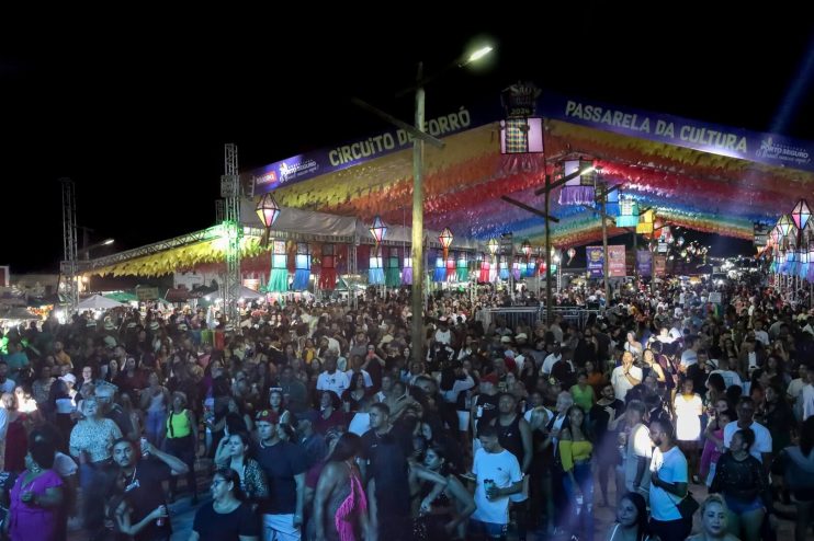 2º DIA DE SÃO JOÃO EM PORTO SEGURO: FESTA BOA DE ARRASTA-PÉ NA PASSARELA DA CULTURA E DISTRITOS 22