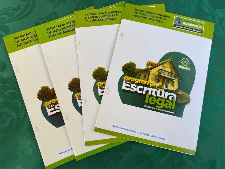 Cordélia segue beneficiando as famílias eunapolitanas e entrega mais títulos de propriedade no bairro Vila Olímpica 21