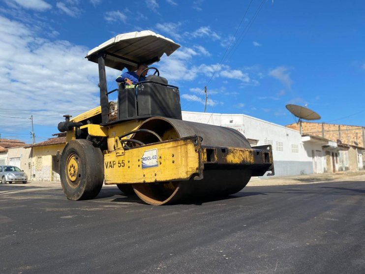 Cordélia confere obras no Pequi e anuncia etapa com mais de 25 mil m² de asfalto na cidade 14