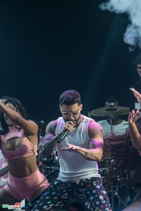 PAPAZONI 03-07-24 (120) Papazoni explodiu! Em plena quarta-feira mais de 5 mil pessoas no show da banda em Porto Seguro 114