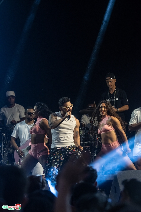 PAPAZONI 03-07-24 (121) Papazoni explodiu! Em plena quarta-feira mais de 5 mil pessoas no show da banda em Porto Seguro 115