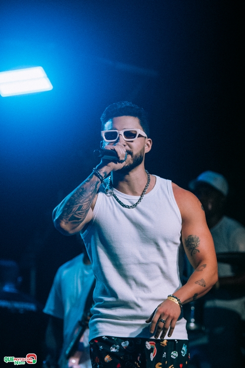 PAPAZONI 03-07-24 (134) Papazoni explodiu! Em plena quarta-feira mais de 5 mil pessoas no show da banda em Porto Seguro 128