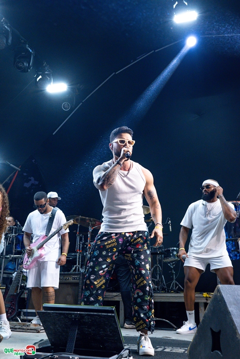 PAPAZONI 03-07-24 (144) Papazoni explodiu! Em plena quarta-feira mais de 5 mil pessoas no show da banda em Porto Seguro 138