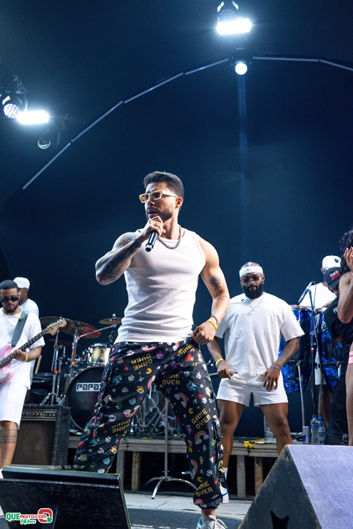 PAPAZONI 03-07-24 (151) Papazoni explodiu! Em plena quarta-feira mais de 5 mil pessoas no show da banda em Porto Seguro 145