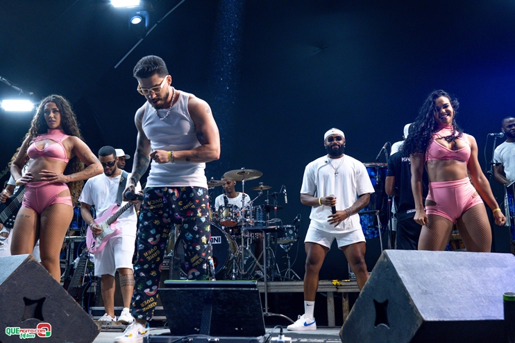 PAPAZONI 03-07-24 (152) Papazoni explodiu! Em plena quarta-feira mais de 5 mil pessoas no show da banda em Porto Seguro 146