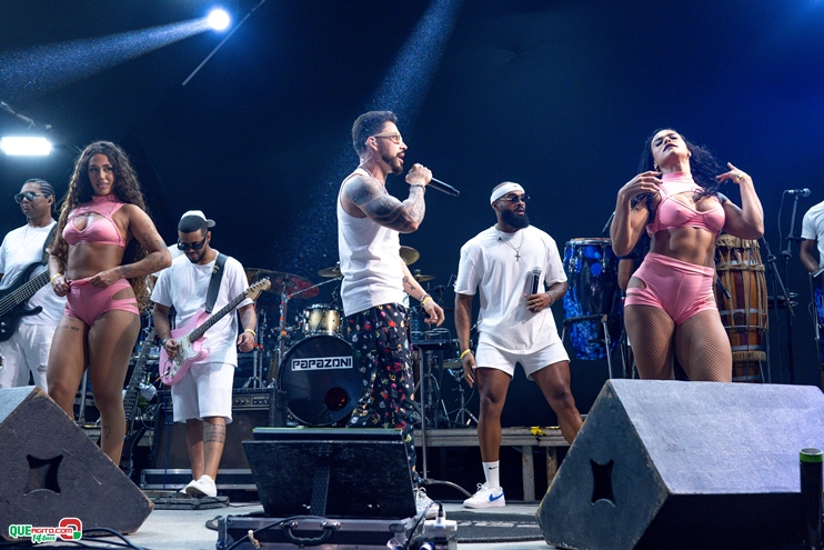 PAPAZONI 03-07-24 (153) Papazoni explodiu! Em plena quarta-feira mais de 5 mil pessoas no show da banda em Porto Seguro 147