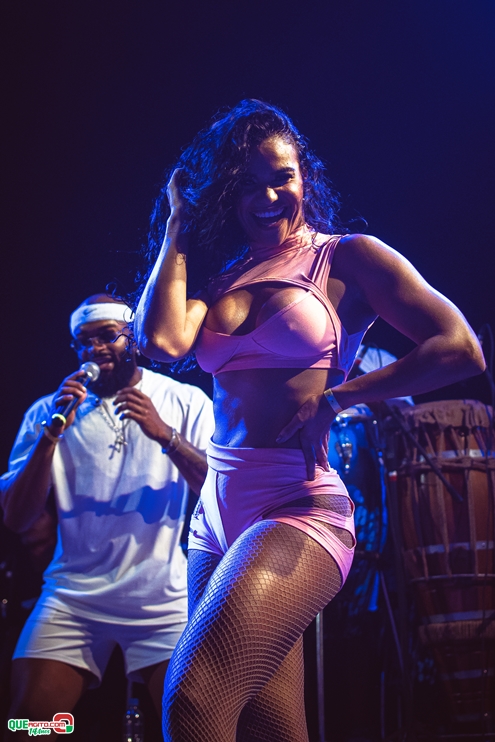 PAPAZONI 03-07-24 (154) Papazoni explodiu! Em plena quarta-feira mais de 5 mil pessoas no show da banda em Porto Seguro 148