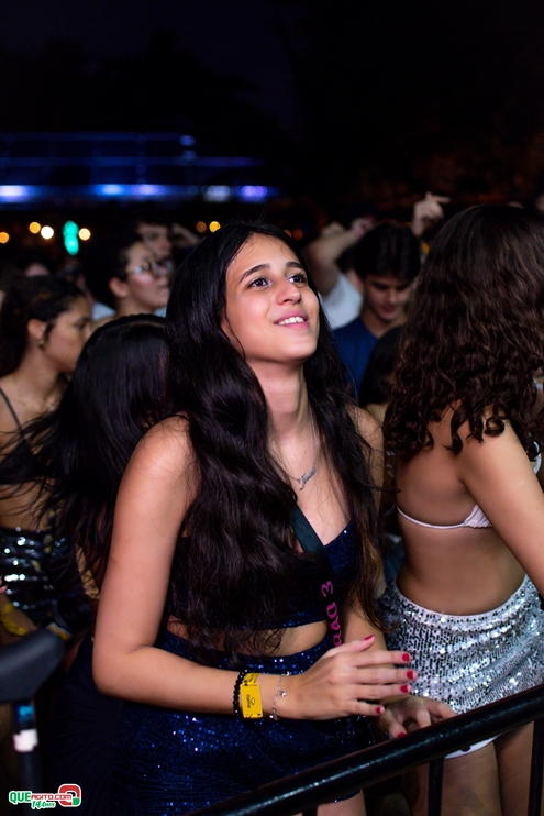 PAPAZONI 03-07-24 (156) Papazoni explodiu! Em plena quarta-feira mais de 5 mil pessoas no show da banda em Porto Seguro 150