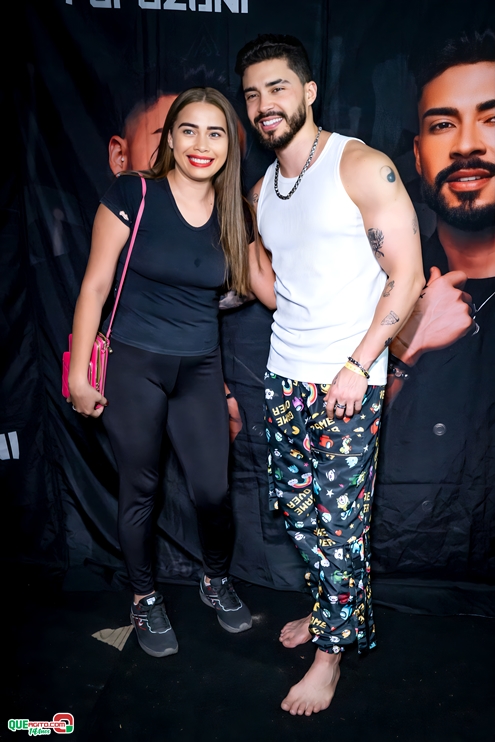 PAPAZONI 03-07-24 (16) Papazoni explodiu! Em plena quarta-feira mais de 5 mil pessoas no show da banda em Porto Seguro 23