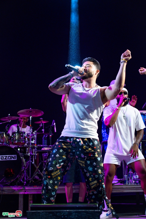 PAPAZONI 03-07-24 (160) Papazoni explodiu! Em plena quarta-feira mais de 5 mil pessoas no show da banda em Porto Seguro 154