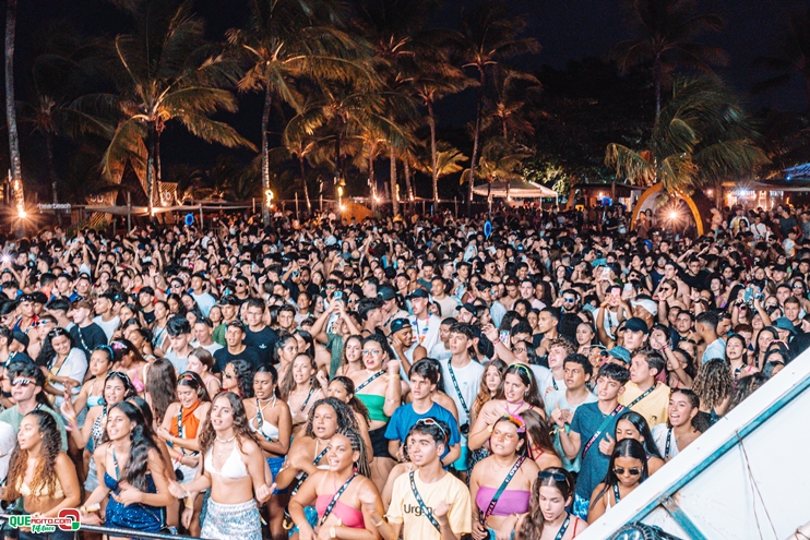 Papazoni explodiu! Em plena quarta-feira mais de 5 mil pessoas no show da banda em Porto Seguro 6