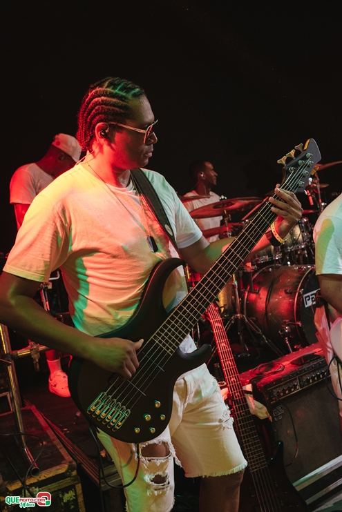 PAPAZONI 03-07-24 (189) Papazoni explodiu! Em plena quarta-feira mais de 5 mil pessoas no show da banda em Porto Seguro 182