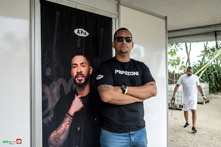 PAPAZONI 03-07-24 (22) Papazoni explodiu! Em plena quarta-feira mais de 5 mil pessoas no show da banda em Porto Seguro 28