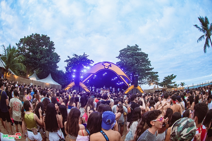 PAPAZONI 03-07-24 (232) Papazoni explodiu! Em plena quarta-feira mais de 5 mil pessoas no show da banda em Porto Seguro 225