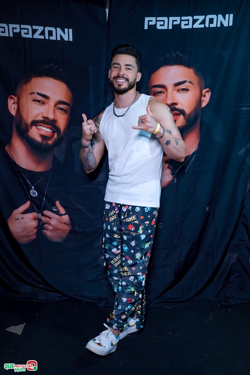 PAPAZONI 03-07-24 (26) Papazoni explodiu! Em plena quarta-feira mais de 5 mil pessoas no show da banda em Porto Seguro 32