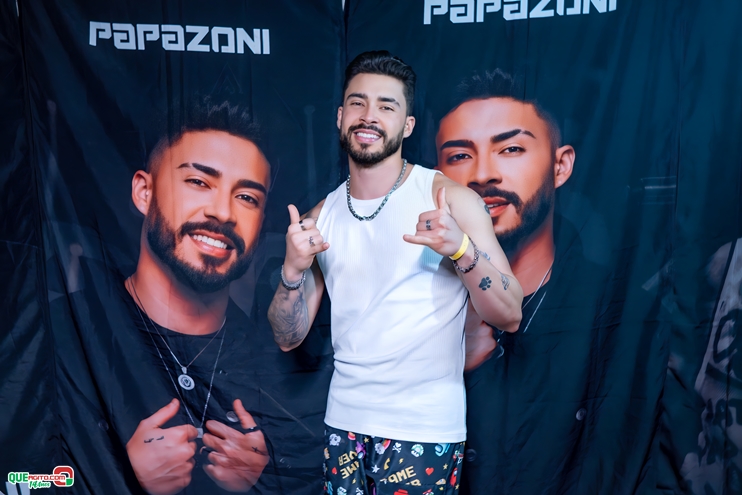 PAPAZONI 03-07-24 (28) Papazoni explodiu! Em plena quarta-feira mais de 5 mil pessoas no show da banda em Porto Seguro 34