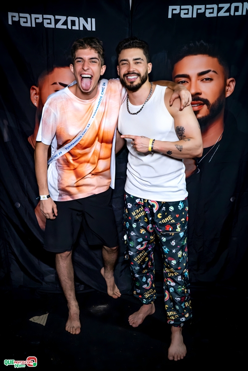 PAPAZONI 03-07-24 (5) Papazoni explodiu! Em plena quarta-feira mais de 5 mil pessoas no show da banda em Porto Seguro 12