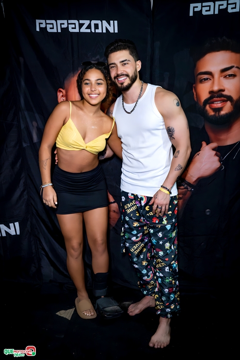 PAPAZONI 03-07-24 (7) Papazoni explodiu! Em plena quarta-feira mais de 5 mil pessoas no show da banda em Porto Seguro 14