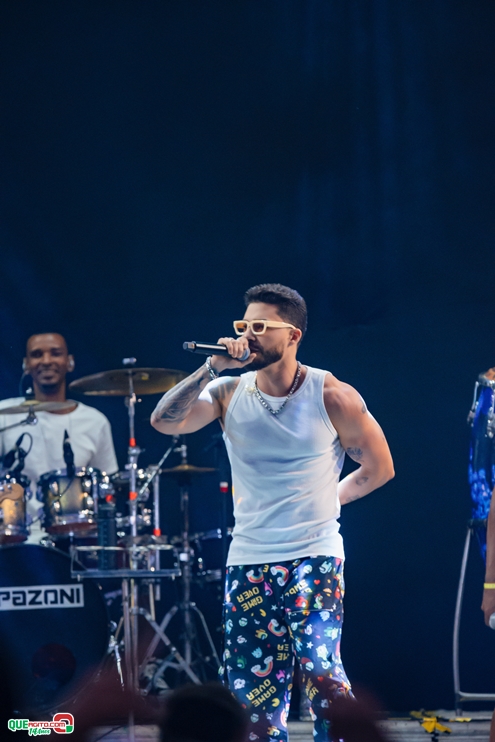 PAPAZONI 03-07-24 (86) Papazoni explodiu! Em plena quarta-feira mais de 5 mil pessoas no show da banda em Porto Seguro 80