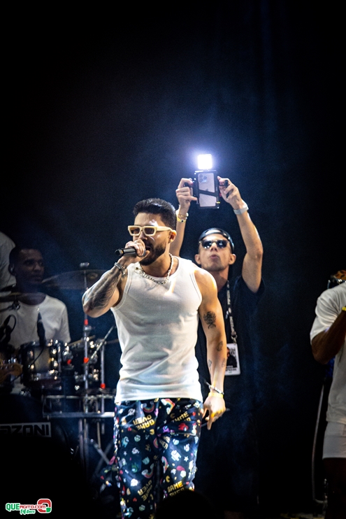 PAPAZONI 03-07-24 (91) Papazoni explodiu! Em plena quarta-feira mais de 5 mil pessoas no show da banda em Porto Seguro 85