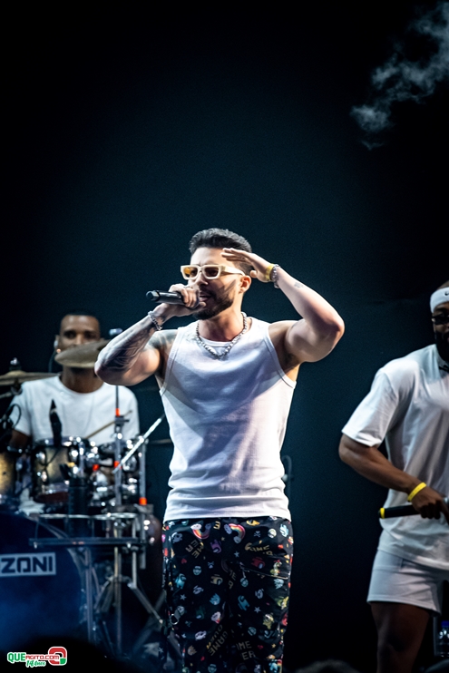 PAPAZONI 03-07-24 (96) Papazoni explodiu! Em plena quarta-feira mais de 5 mil pessoas no show da banda em Porto Seguro 90