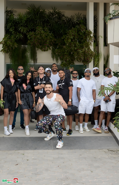 PAPAZONI 03-07-24 Papazoni explodiu! Em plena quarta-feira mais de 5 mil pessoas no show da banda em Porto Seguro 226