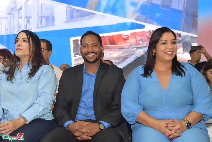 Robério atrai multidão para lançamento de sua pré-candidatura a prefeito de Eunápolis 42