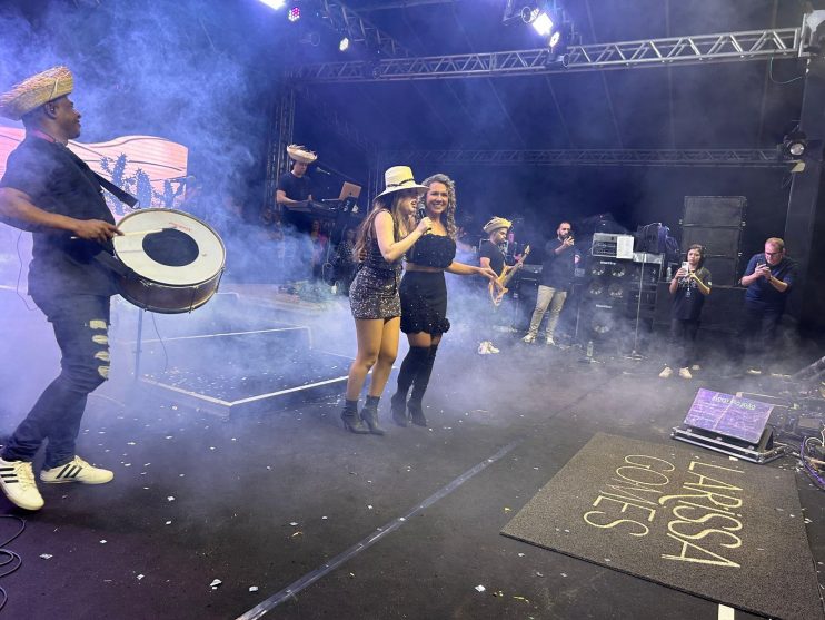 FECHOU COM CHAVE DE OURO: Segundo dia de Vila do Forró no Centauro reúne milhares de pessoas nos shows de Netto Brito, Silfarley e Larissa Gomes 48
