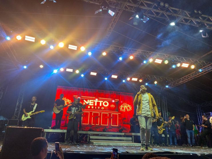 FECHOU COM CHAVE DE OURO: Segundo dia de Vila do Forró no Centauro reúne milhares de pessoas nos shows de Netto Brito, Silfarley e Larissa Gomes 29