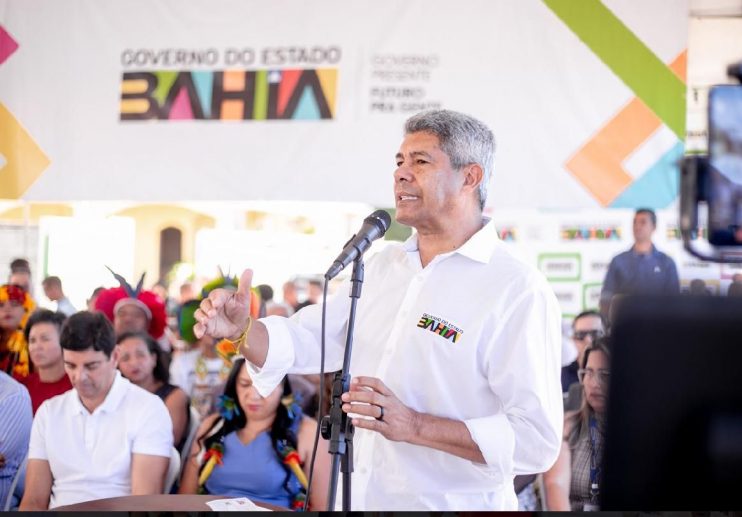 WhatsApp Image 2024-07-23 at 16.12.14 (1) Governador Jerônimo Rodrigues e Prefeito Agnelo Santos celebram aniversário de Cabrália, 191 anos com grande pacote de obras e serviços para a população 25