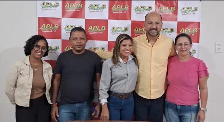Robério Oliveira e APLB estiveram reunidos discutindo os rumos da educação pública em Eunápolis 4